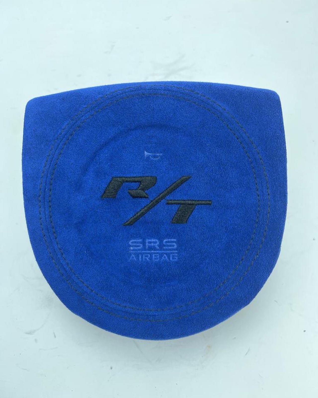2008–2010 Dodge Challenger Full Custom OEM Blue Reflective Carbon Steering Wheel – R/T Edition - Image 5