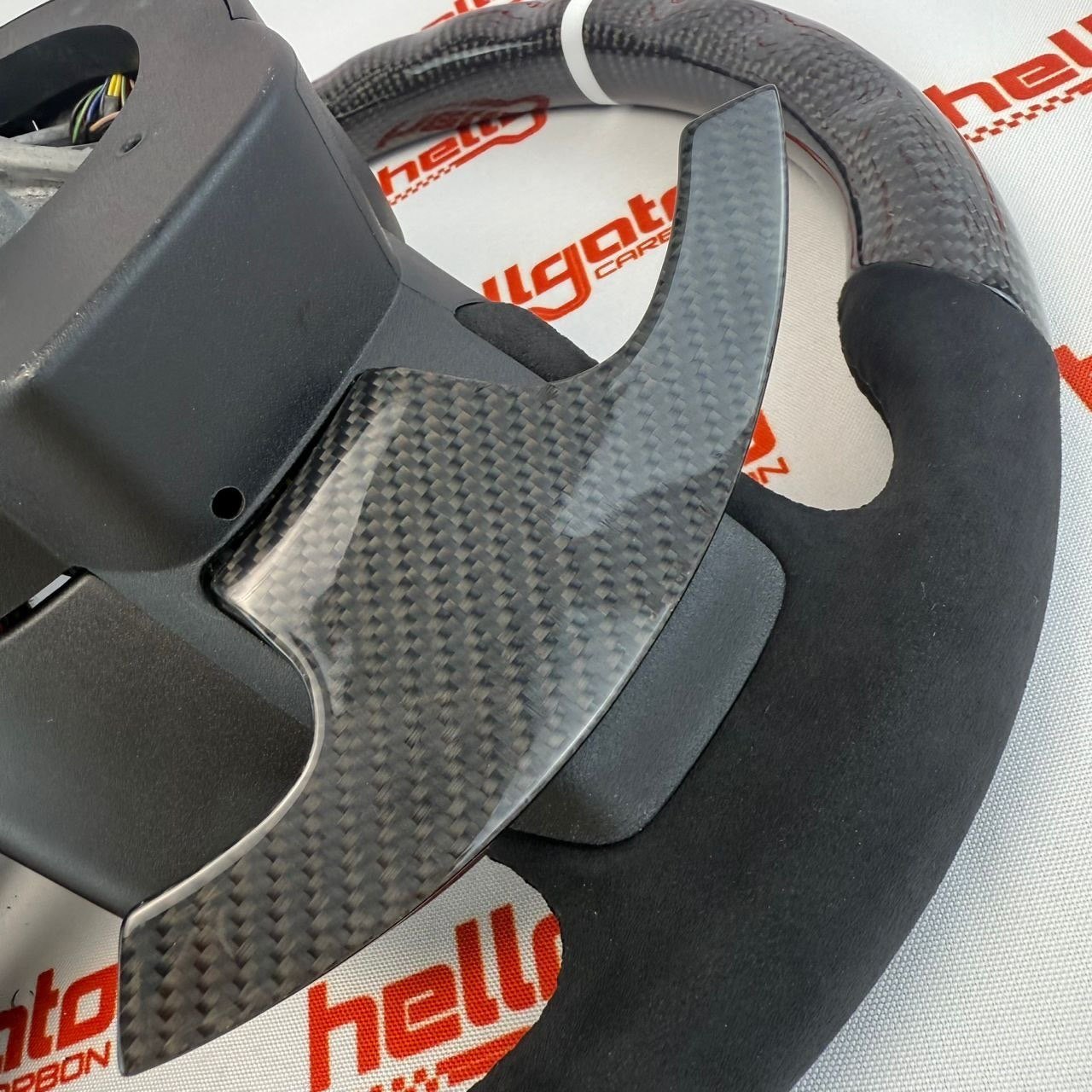 Custom 2018–2023 Mustang OEM Gloss Black Carbon Steering Wheel – White Edition - Image 9